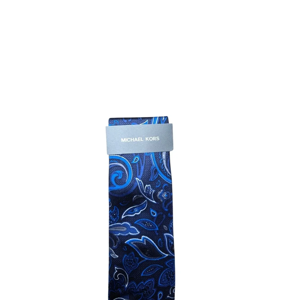 Michael Kors Blue Paisley Necktie - Silk‎ Blend, Classic Men's Tie